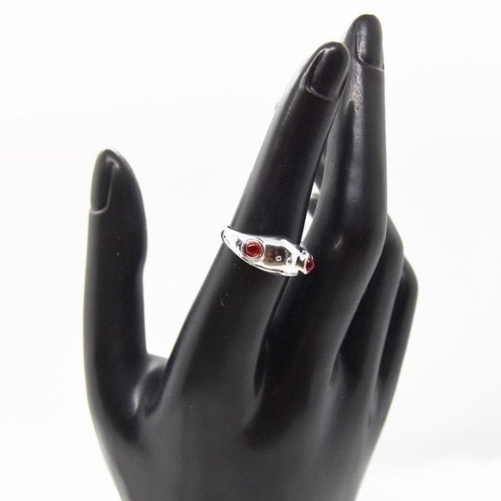 Red Eye Silver Frog Ring - Picture 3 of 4